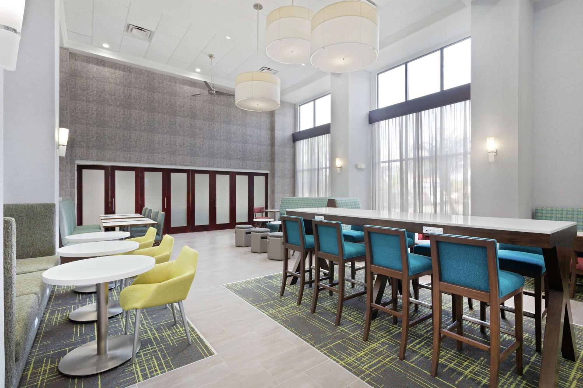 Hampton Inn & Suites Orlando International Drive North Buitenkant foto