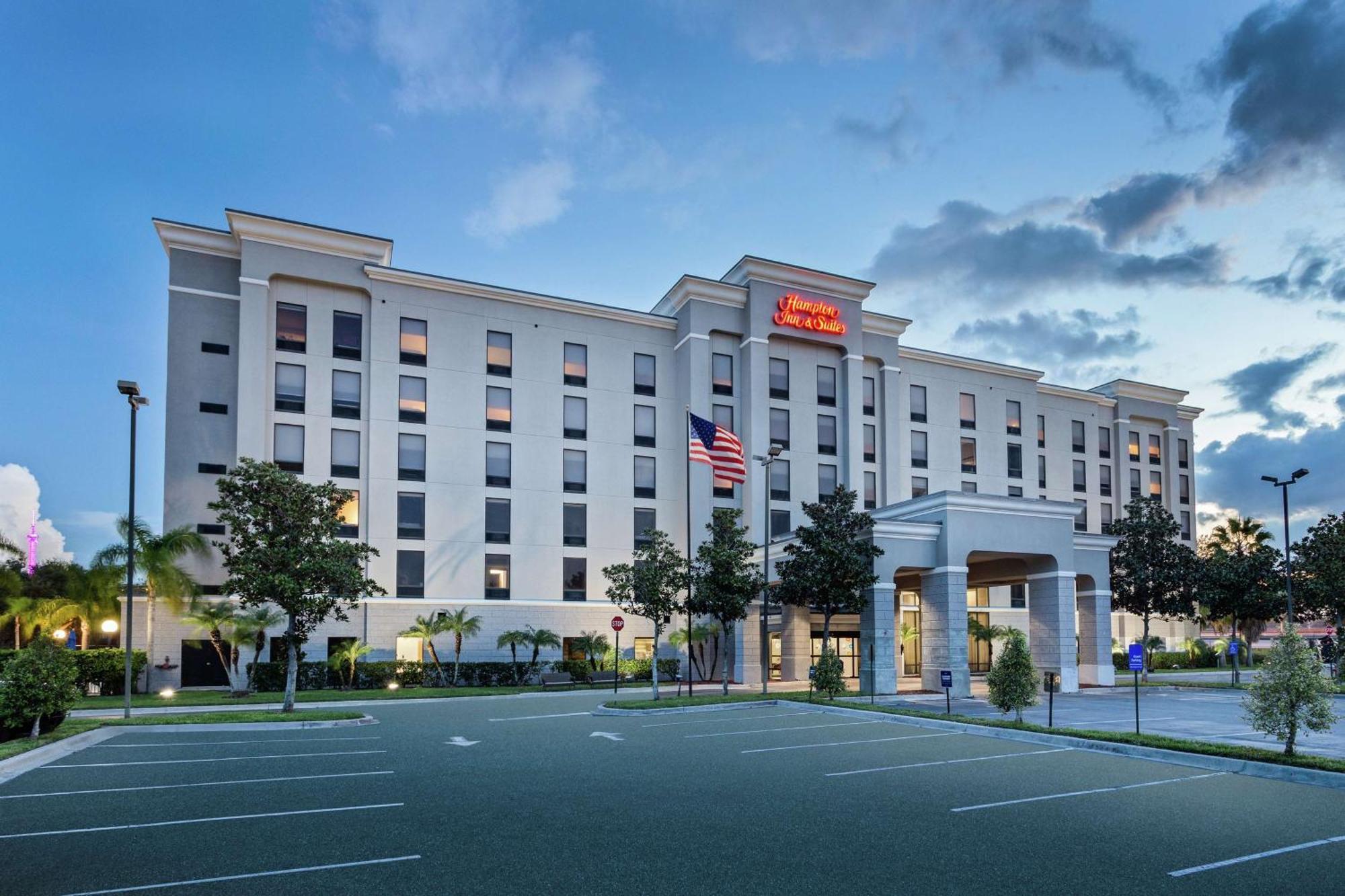 Hampton Inn & Suites Orlando International Drive North Buitenkant foto